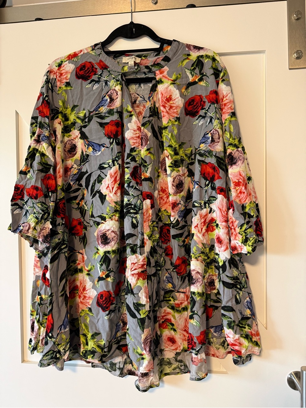 Umgee Floral tunic in Gray, Red & Pink